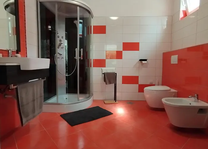 Vin Apartment-near The Bay Апартаменти Пула